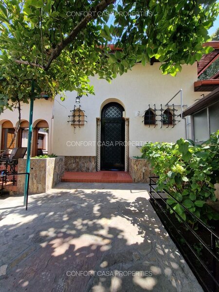 Dacia - Eminescu - Vasile Lascar - vila 4 camere - renovata 2025 - gradina