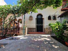 Dacia - Eminescu - Vasile Lascar - vila 4 camere - renovata 2025 - gradina